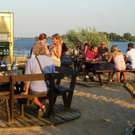 Schwalbennest * Geesthacht